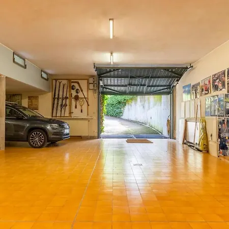 Apartment Carate