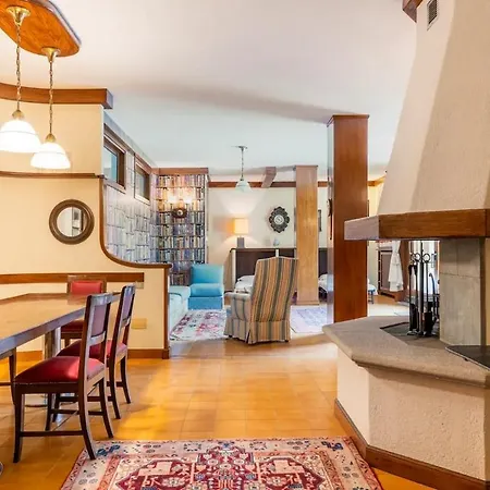 Apartment Carate