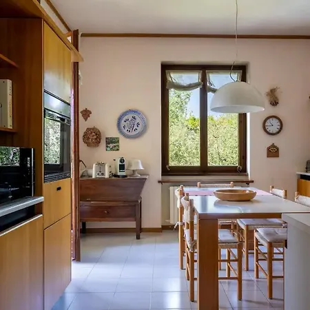 Apartment Carate *