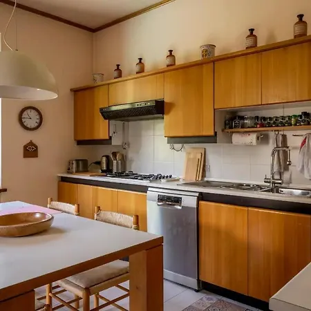 Apartment Carate